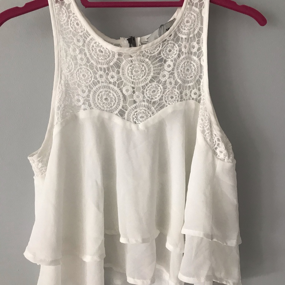 White lace ruffle layer shirt